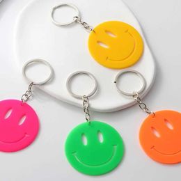 Keychains Lanyards Colourful Acrylic Smile Face Plastic Key Rings For Women Men Friendship Gift Handbag Decoration Handmade Jewellery Q240403