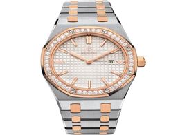Stainless steel diamond watches are elegant and available in 33MM sizes to suit all women4087445