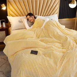 Blankets Blanket Office Nap Coral Fleece Single Towel Quilt Spring And Autumn Sofa Cover Air Conditioning