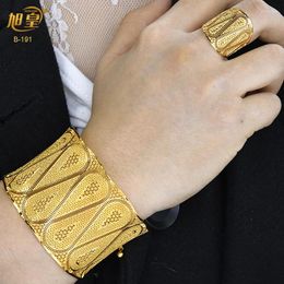 Bangle XUHUANG African Wholesale Gold Colour Bangles With Ring Nigeria Bride Wedding Banquet Bracelet Jewellery Gifts Arabic Charm