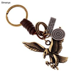 Keychains Lanyards Key Holder Hot Sale Retro Eagle Pendant chain Woven Leather Alloy Punk Rings Jewelry for Men Women Gift 17379 Q240403