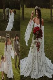 Vintage Crochet Lace Boho Wedding Gowns with Long Sleeve 2022 Off Shoulder Countryside Bohemian Celtic Hippie Bride Dresses Robe4944157