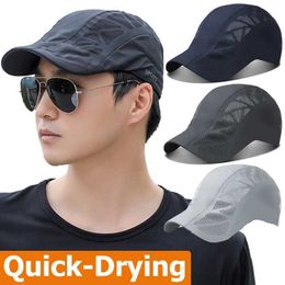 Wide Brim Hats Bucket Hats Summer Sports Mens Sun Hat Breathable Mesh Quick drying Sun Hat Outdoor Gorro Hombre Boina Golf Hat Fashion Solid Flat Hat Q240403