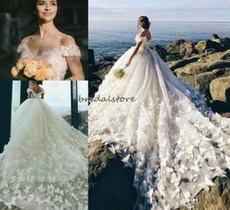 Boho Beach Ball Gown Butterfly Wedding Dresses Off Shoulder Cathedral Train Elegant African Wedding Gowns 2020 Corset robes de mar3683759