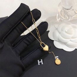 Luxury 18k Gold-plated Necklaces Designer Women's Necklace Fashion Jewellery Senior Heart Letter Necklace Exquisite Long Chain Brand Accessories