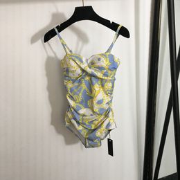 Retro Chain Print Bodysuit Padded Up Swimwear Womens Halter Swimsuits Holiday Sexy Bathing Suit Designer Sling Swim Wear