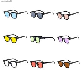 Sunglasses Lovatfires 9-pack square sunglasses suitable for party women with 10 different Colours of UV protectionL2404