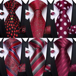 Neck Ties Fashion Red Heart Printed Mens Silk Tie Stripe Business Point Wedding Party Necklace Pocket Square Cufflinks Tie Gift DiBanGuC420407