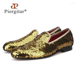 Casual Shoes PIERGITAR 2024 Wedding And Prom Gold Colors Men Smoking Slippers Luxurious Glitter Handmade Loafers Big Size Male Flats