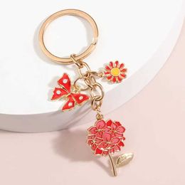 Keychains Lanyards Cute Enamel Keychain Butterfly Flower Sun Honeybee Key Ring Heart Pearl Chains Garden Gifts For Women Men Handmade Jewellery Q240403
