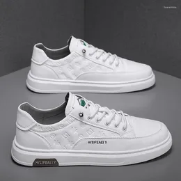 Casual Shoes 2024 Men Vulcanized Designer Fashion Walking Sports Leather Sneakers White Skateboard Male