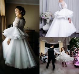 2020 Chic White Prom Dresses Off Shoulder Puffy Ruffles Long Sleeve Chiffon Pleats High Low Short Evening Gowns Lace Applique Occa1080369