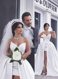 Vintage Beach A Line Two Pieces Bridal Gowns V Neck Short Length Sexy Lace Country Wedding Dresses High Low Back Pretty Puffy Zipp2201751