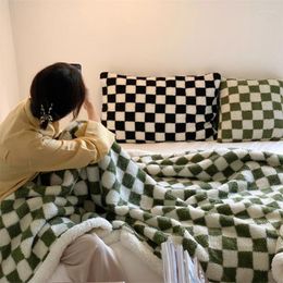 Blankets Warm Fleece Blanket Winter Thick Checkerboard Plaid Soft Plush Throw For Sofa Chair Nap Adult Bed Cover Quilt Bedspread