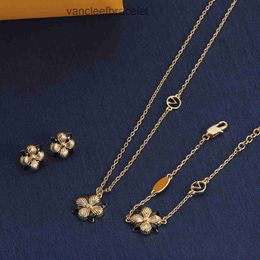 Designer Earrings For Women Bracelet Necklace Necklaces Fashion set jewelry wedding gift