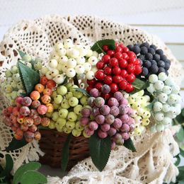 Decorative Flowers 25cm Artificial Berry Simulated Holly Fortune Seeking Fruit Bouquet Red Fruits Christmas Tree Decor Wedding Holiday