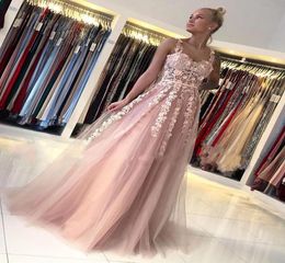 2020 Elegant Pink Evening Dresses Spaghetti Straps Floor Length Lace Tulle Prom Party Formal Gowns Special Occasion Dresses For Wo5937304