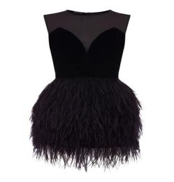 2022 Sexy Little Black Girls Feather Mini Cocktail Party Dresses Fashion Sheer V Neck Evening Dresses Satin Short Black Formal Gow9371946