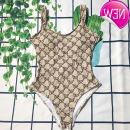 Wholesale2024 New Fashion Designer Sexy Bikini Sets Cheap womens bathing suits SS sexy swimsuit summer fashion woman s sets simple cover up Beachwear Push Up Bathing