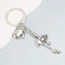 Keychains Lanyards Fashion Religious Eye Heart Alloy Keychain Silver Color Christian Love Key Chains For Making Handmade DIY Jewelry Accessories Q240403