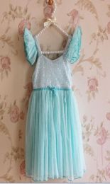 Retail Girls princess Dresses Kid clothing Girls Sequin Flying Sleeve Sparkle Yarn Knee Length Party Dresses pink blue A40169102769
