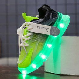 Athletic Outdoor USB charge Kids Sneakers Light Up Casual Running Shoes Boys Girls Walking Sports Shoes LED Flashing Breathable Luminous Shoes 240407