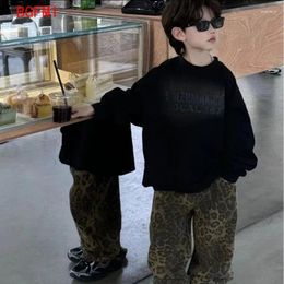 Clothing Sets Boys 2024 Spring Autumn Korean Children's Black Letter Sweatshirt Leopard Vintage Denim Loose Pants Fashion Set