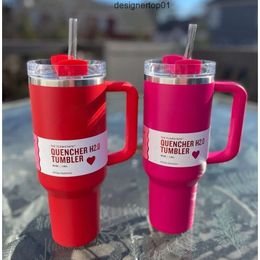 Stanleliness Cosmo Pink Target Red 40oz Quencher H20 Cups travel Car Mugs Stainless Steel Tumblers Cups with Silicone handle Lids And Straw Valentines Day Gifts XDWT