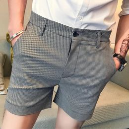 Large size S3XL men slim fit shorts high quality plaid classic casual black white business 240407