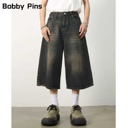 Men's Shorts Summer Harajuku denim wide leg knee length shorts and jeans Y2K mens retro version street clothing Korean new washing fashion J240407