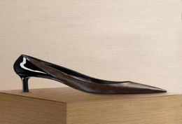 Mulheres bombas designer de luxo Sandália deslize em sapatos de marca pontuda sandálias de slingback de salto alto de couro genuíno CHERIE 3427912145