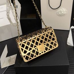 Womens Metallic Hollow Out Diamond Lattice Classic Flap Mini Bags Gold Metal Hardware Matelasse Chain Crossbody Shoulder Handbags Outdoor Party Purse 17X8CM