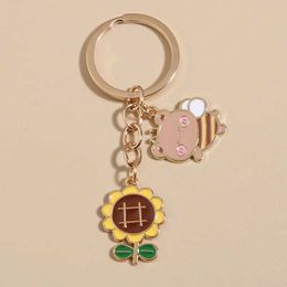 Keychains Lanyards Cute Enamel Keychain Sunflower Flying Rabbit Bear Bee Key Ring Garden Chains For Women Men Friendship Gifts Handmade Jewellery Q240403