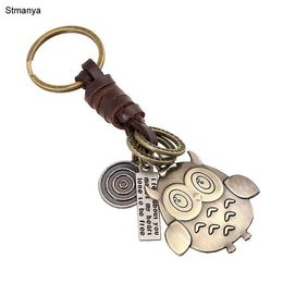 Keychains Lanyards Key Holder New Design Cool Retro metal Keychain Car Chain Ring Cute Animal Owl chain For Man Women Gift 17354 Q240403