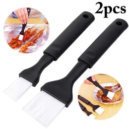 2pcs Yararlı Silikon Pişirme Bakeware Ekmek Pişirme Pasta Yağ Kremi Barbekü Araçları Isıya Dayanıklı Uzun Tutturma Basting Fırçası 2019 Yeni