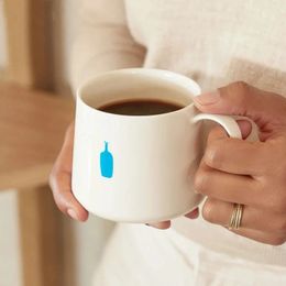 Small Blue Bottle Coffee Mug Ceramic Water Cup Breakfast Milk Mugs Portable Travel Carter Cups Creative Couple Office Tea 240407