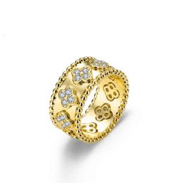 Anel de designer anel de trevo caleidoscópio anel de anel feminino design de nicho de moda de moda jóias de trevo de fãs com rosas douradas e prata Lucky Flowers