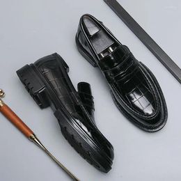 Casual Shoes Black Loafers Men Geometric Pattern Leather Breathable Slip-On Solid Handmade Loafer Size 38-46 B320