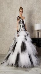 White and Black Tulle Wedding Dresses 2020 New Design Custom Cap Sleeve Ruffled ALine One Shoulder Lace Bridal Gowns Vestidos De 9996635