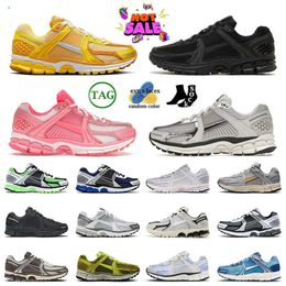 Designer Shoes 2024 Top Vomero Running Shoes Coral Chalk Triple Black Photon Dust Vast Grey Yellow Ochre Vomeros Mens Women Cacao Wow Trainers Sneakers size 36-45