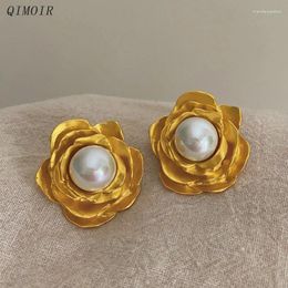 Stud Earrings Metal Flower Imitation Pearl Post For Women Elegant Party Accessories Classic Cute Style Fashion Jewelry Gift C1482