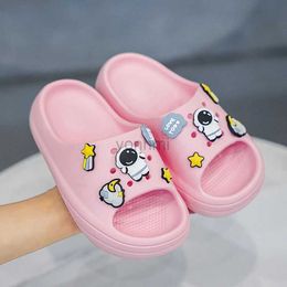 Slipper Children Slipper Boy Girls Flip Flop Cartoon Astronaut Indoor House Shoes Sneaker Soft Summer Beach Slipper for Girls Boys 240408