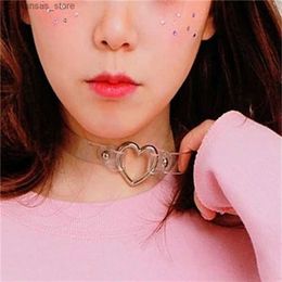 Pendant Necklaces Gothic transparent PU leather Choker Necklace For Women Vintage Lover Heart Collar Neo-Gothic Punk Ladies Jewelry240408