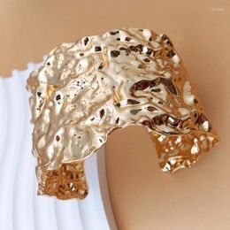Bangle Trendy Vintage Temperament Europ Design Metal Exaggerated For Women Female Fashion Jewellery Gifts