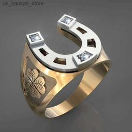 Cluster Rings Fashionable Gold Horseshoe U-shaped Ring Creative Retro Mens Luxury Crystal Clover Wedding Ring Bohemian Jewelry240408