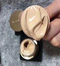 A Famous brand SUQQU liquid Foundation Extra Rich Glow Cream 30g Japan makeup foundations 101 102 002 colors28973138357