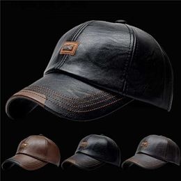 Ball Caps New Baseball Hat Casual Fashion Hat Autumn and Winter Plus Swan Velvet Hat Mens Leather Baseball Hat Q240408
