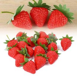 Party Decoration 20pcs Artificial Strawberry Fruit Food Display Simulation Plastic Fake Kitchen Prop Ornament Home Wedding