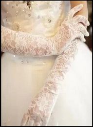 2016 Cheap Elbow Length Long Finger Bridal Gloves Lace Hand Made Applqieus Gloves Bridal Accesspries4456894