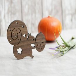 Table Mats Creative Wooden Cup Mat Gift Animal Decoration Water Bottle Accessories Coasters Temperature Resistant